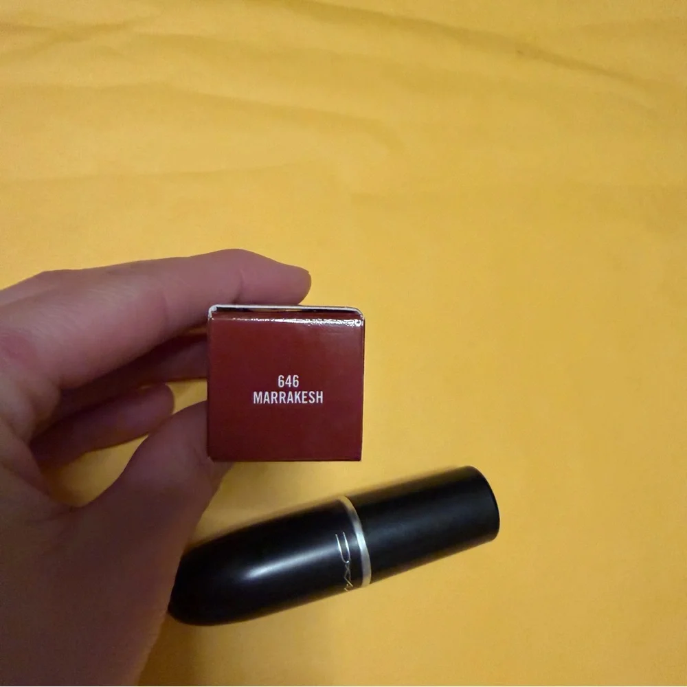 NIB, Mac, Matte‎ Lipstick in the shade Marrakesh